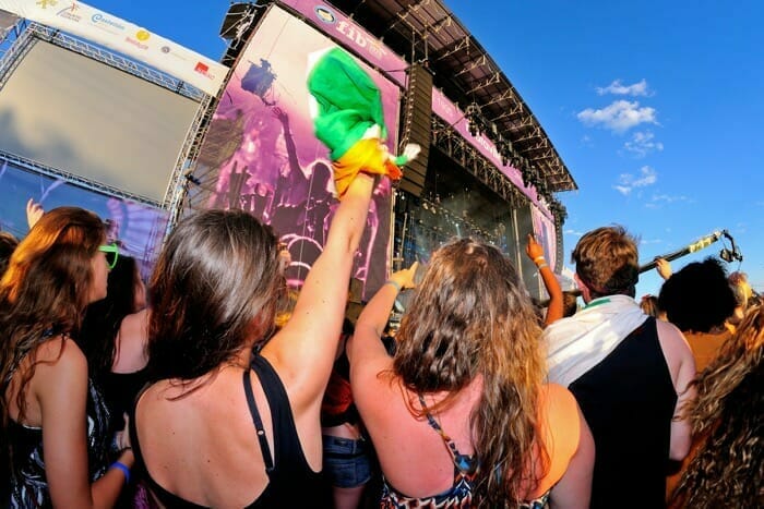 Festival Photography Tips by iPhotography.com