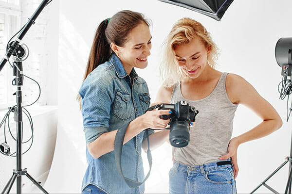How to work with models on Photo shoot by iPhotography.com