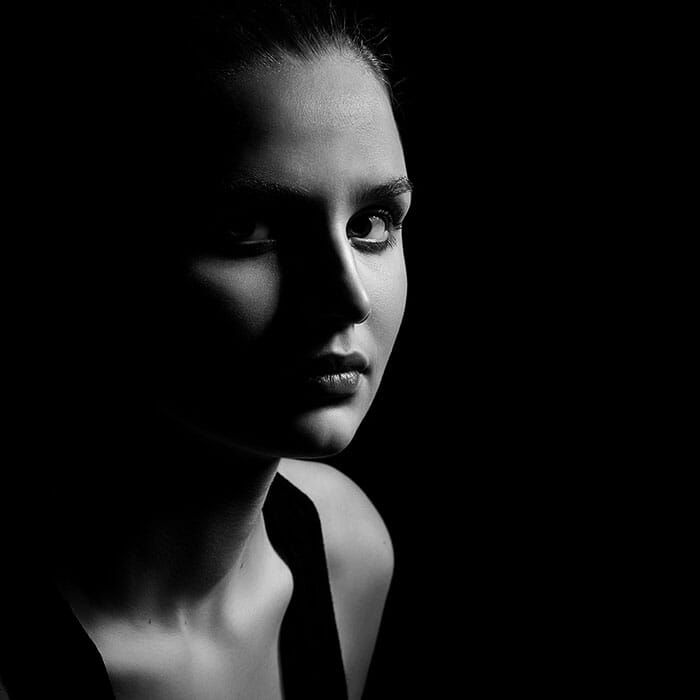 Low Light Photography Tips by iPhotography.com