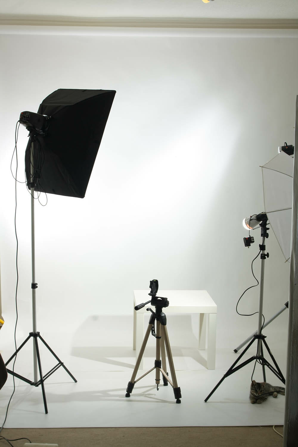 How to Create a Home Photography Studio by iPhotography.com