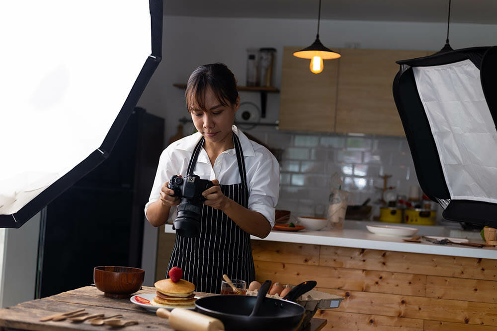 How to Create a Home Photography Studio by iPhotography.com